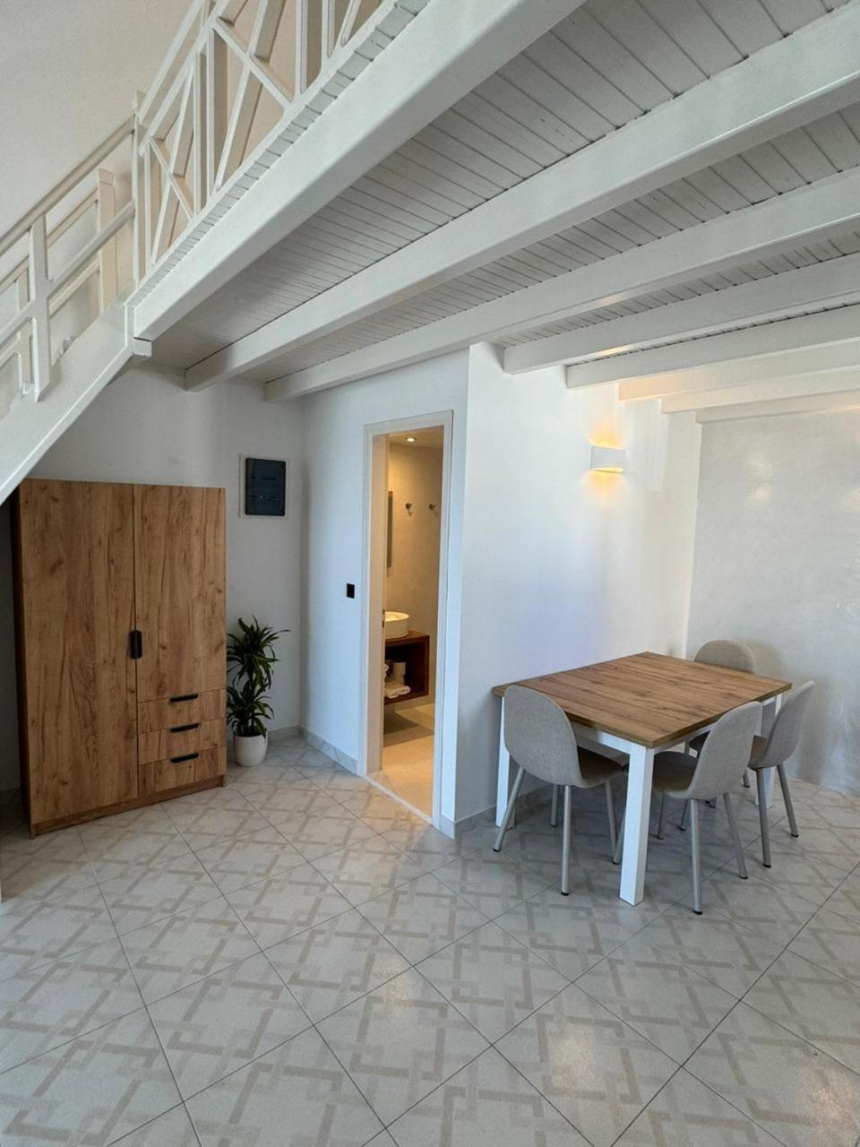 Gervi Suites Fira  Extérieur photo